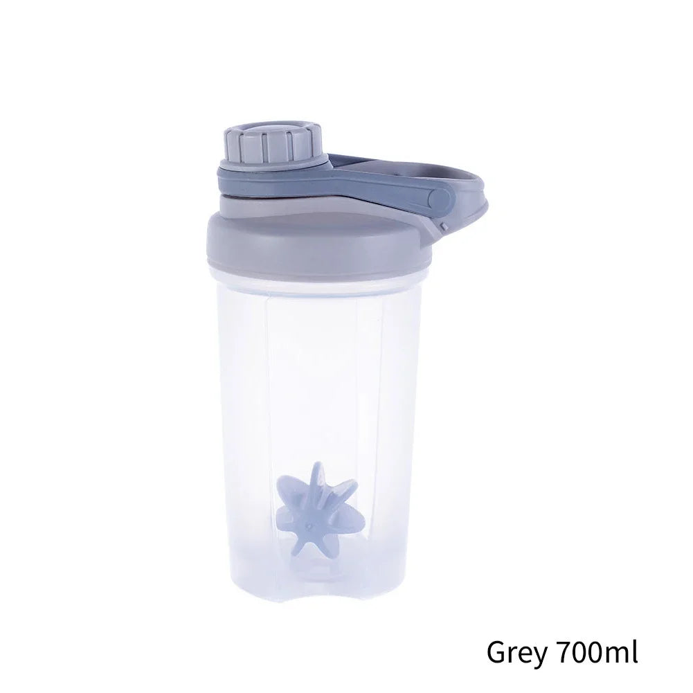 SHAKER CON BOLA MEZCLADORA DE PLASTICO